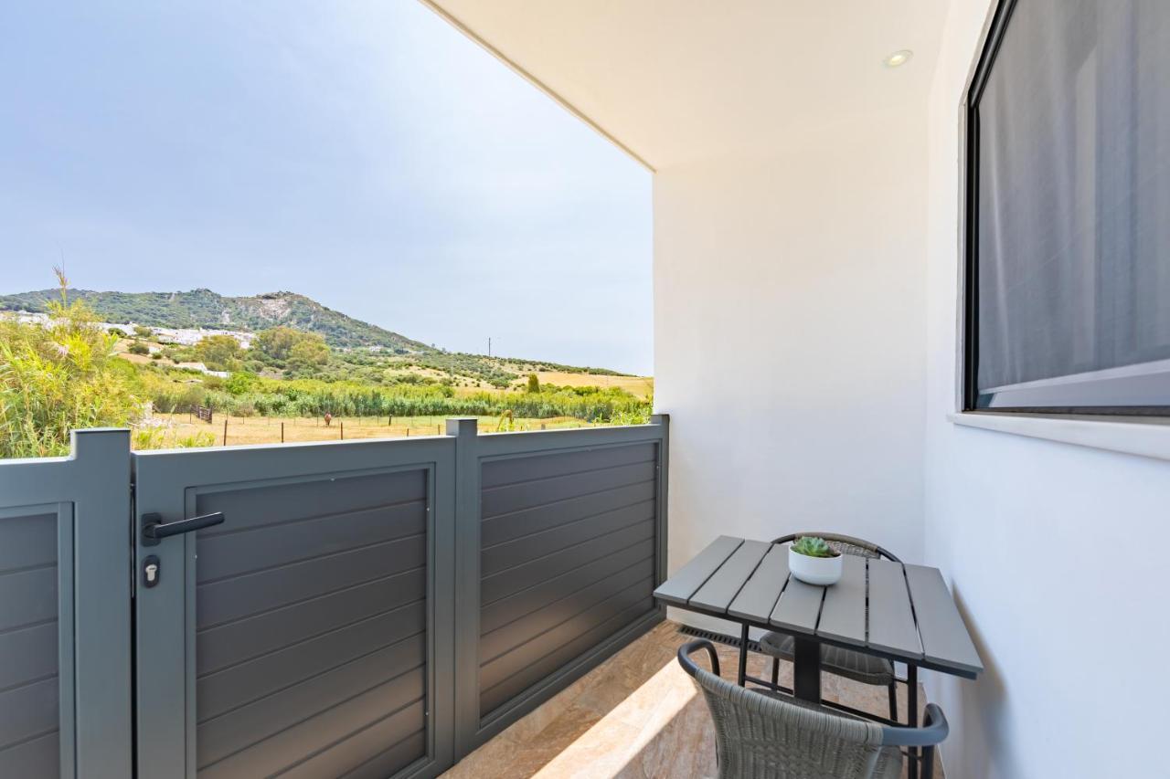 La Casita De Hugo Lägenhet Facinas Exteriör bild